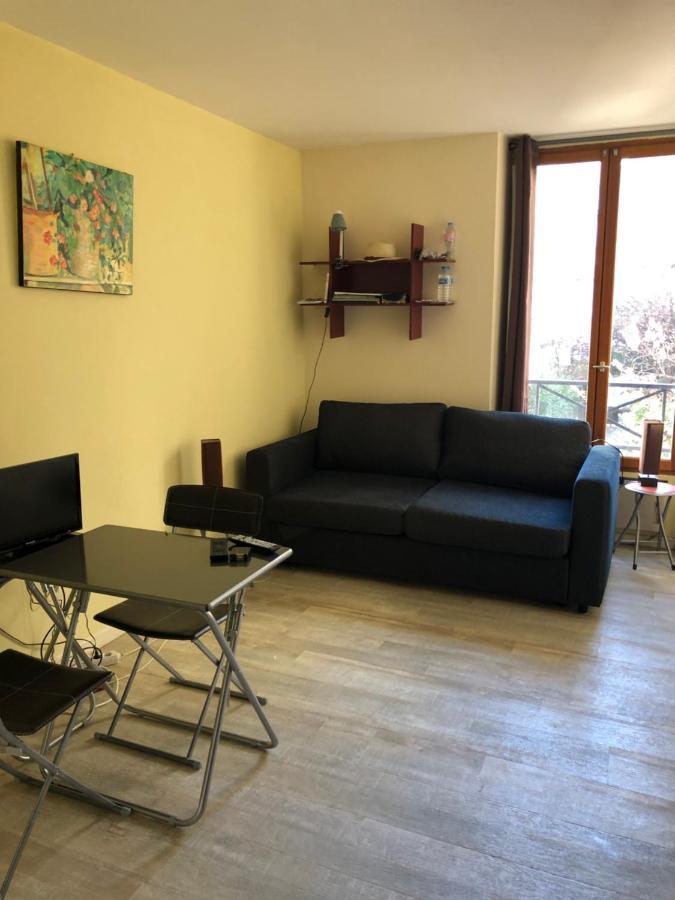 23 Rue De La Chapelle Apartman Párizs Kültér fotó