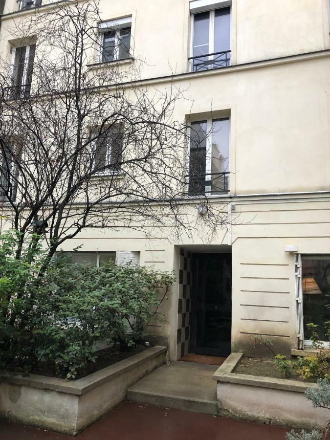 23 Rue De La Chapelle Apartman Párizs Kültér fotó